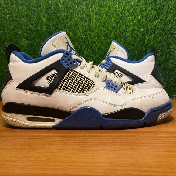 jordan 4 shoe